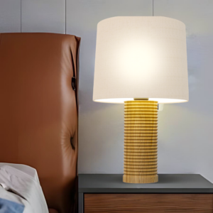 Đèn bàn gỗ tiện chao vải vintage BVG-96